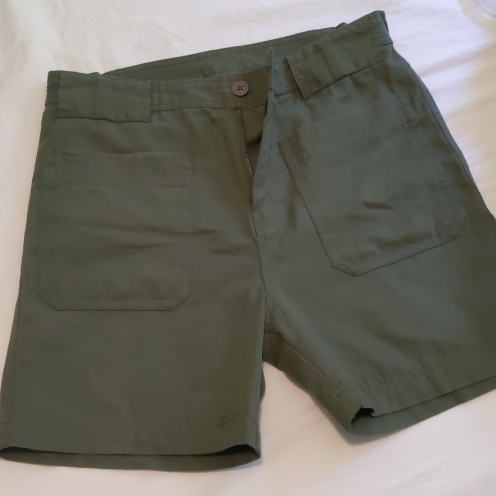 Cotopaxi men's shorts olive green small